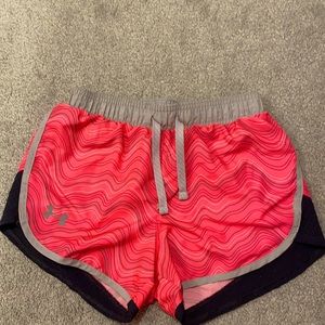 Under armour girls shorts (size 7/8 kids)